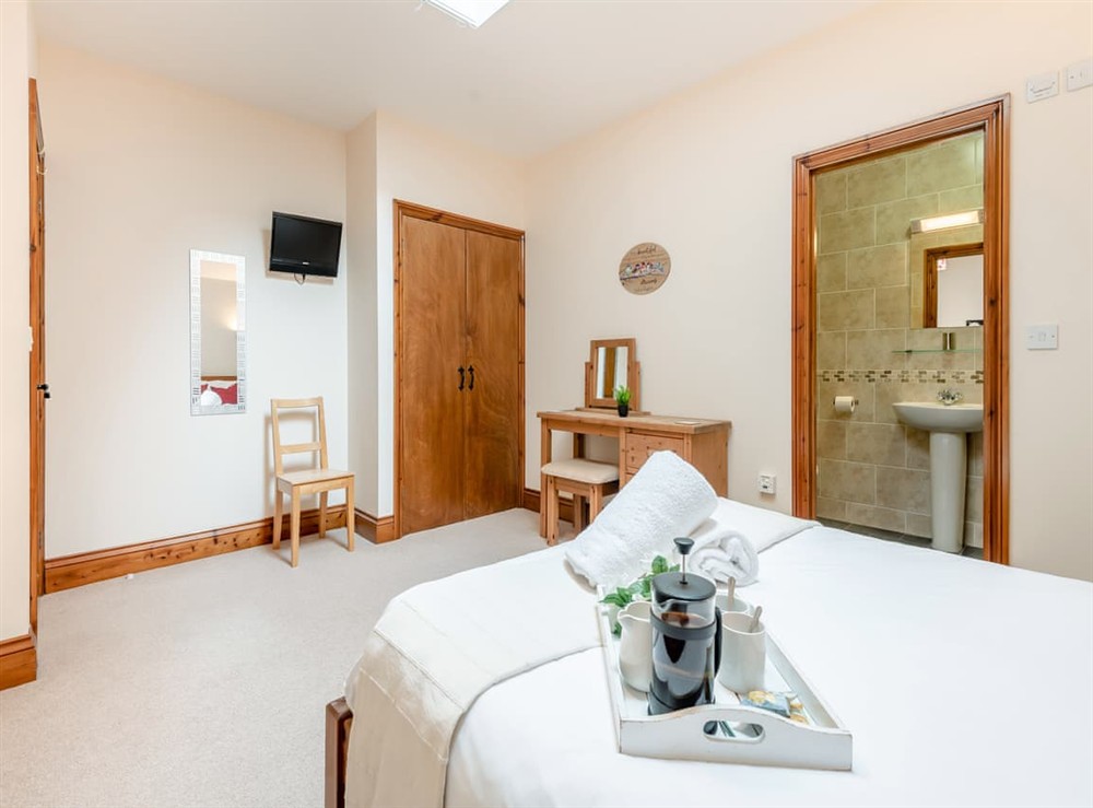 Double bedroom (photo 5) at Beatrice in Blandford Forum, Dorset