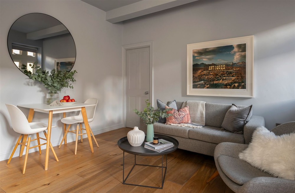 Beau Apartment IV at Beau Apartment IV in Bath, Avon