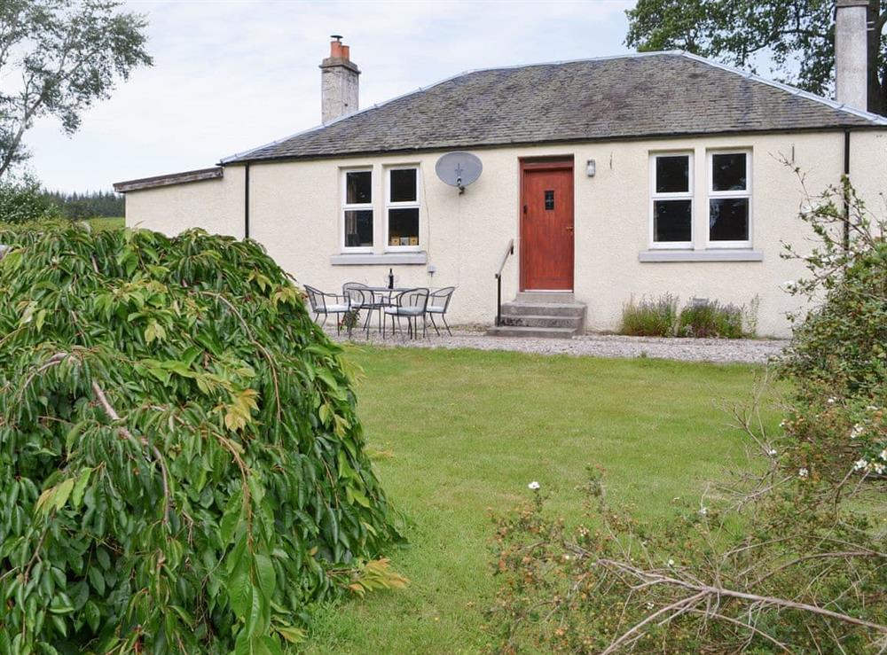 Lovely single storey holiday home at Nursery Cottage, 