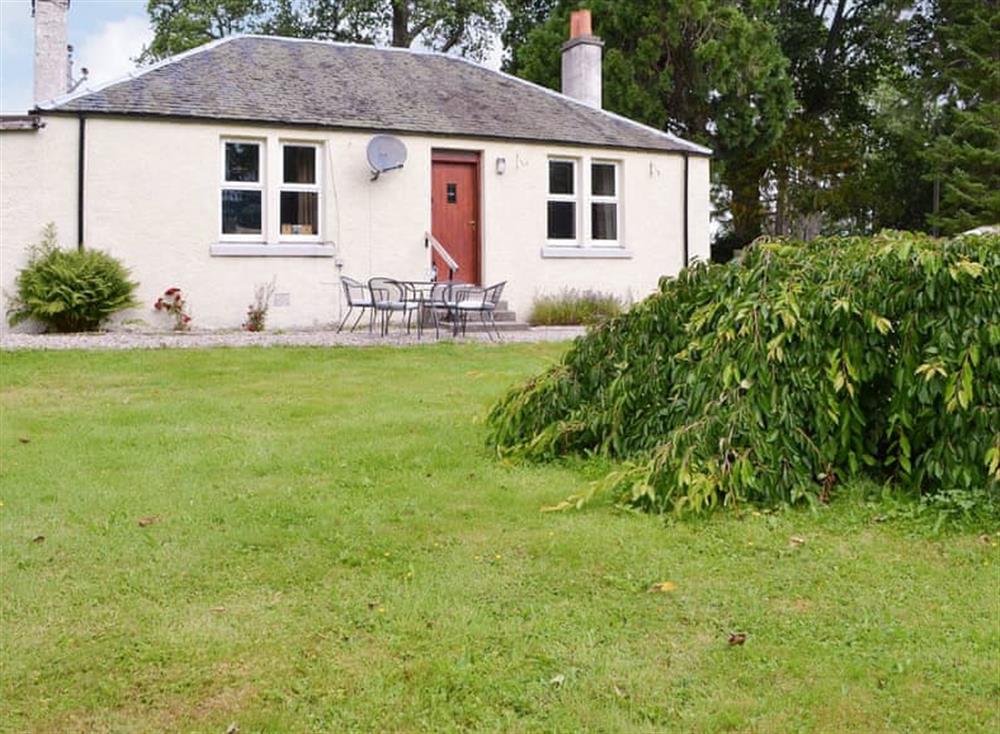 Nursery Cottage at Beaufort Cottages is a detached property