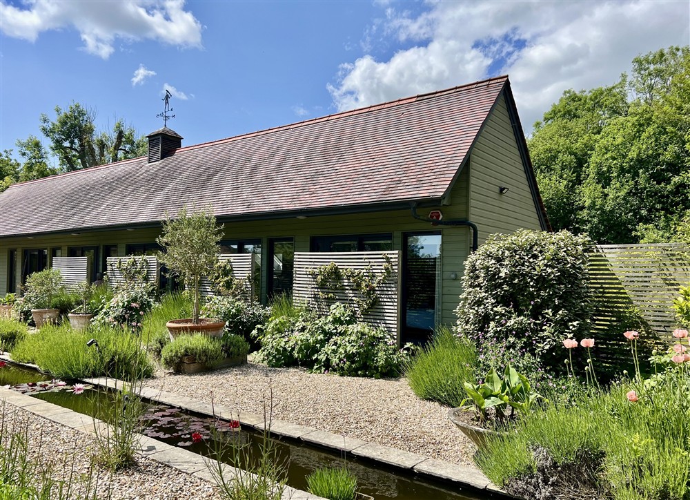 A beautiful rural retreat at Beauvoir Court Stables, Dorchester
