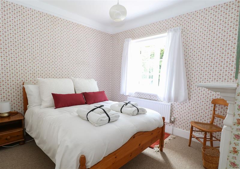 This is a bedroom (photo 2) at Beckhythe Cottage, Overstrand