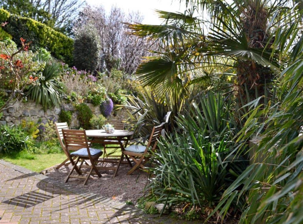 Sitting-out-area at Beech Cottage in St Lawrence, near Ventnor, Isle of Wight