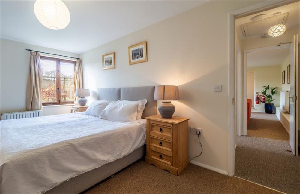 Master bedroom with 4’6 double bed at Beech Cottage, Westleton