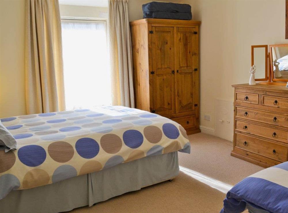 Twin bedroom at Beech Cottage in Windermere, Cumbria