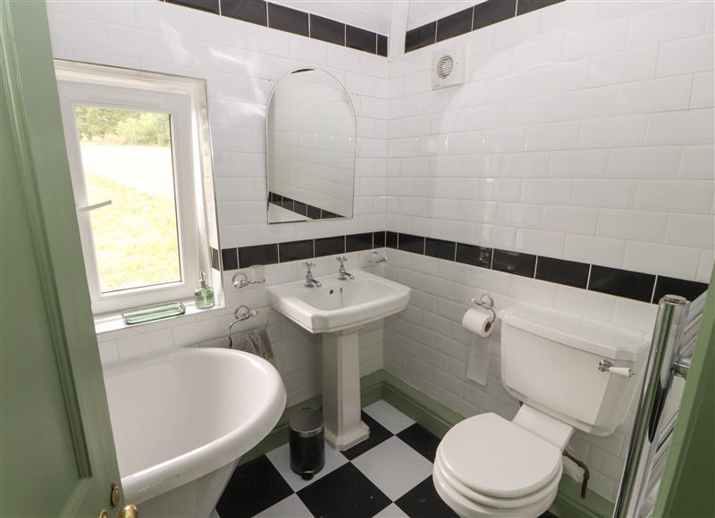 The bathroom at Beech Croft, Threlkeld near Keswick