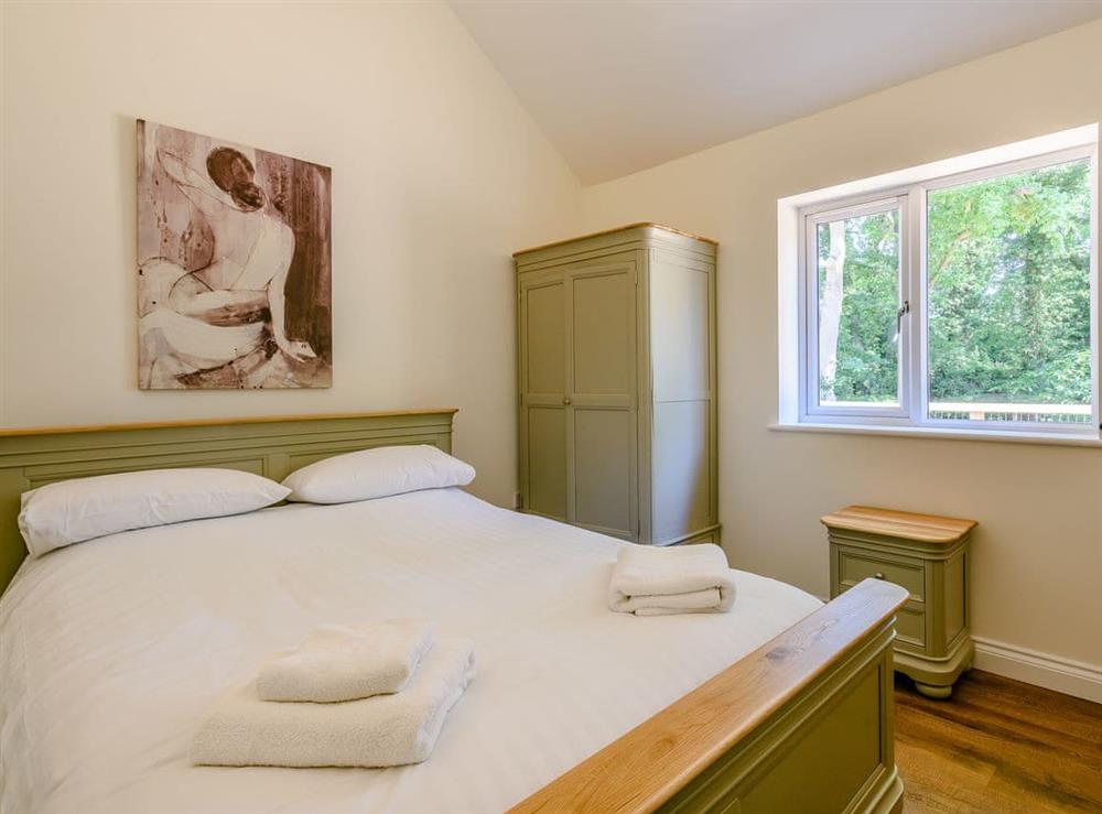 Double bedroom (photo 4) at Alderfen Barn, 