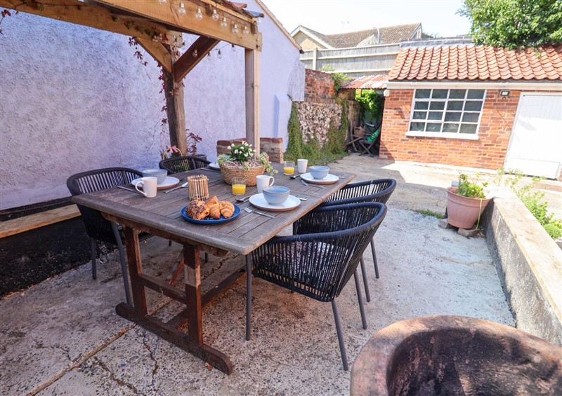 Enjoy a cup of tea on the patio at Beehive, Gillingham near Beccles
