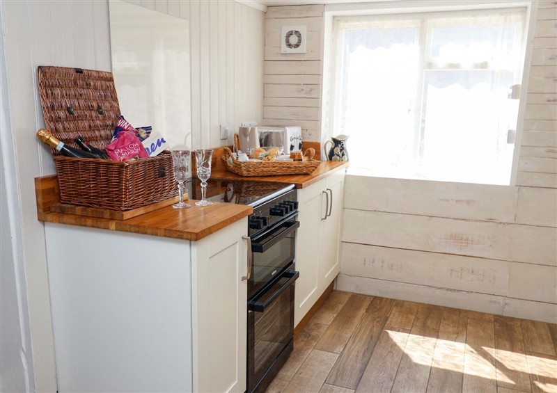 Kitchen (photo 2) at Beehive, Gillingham near Beccles