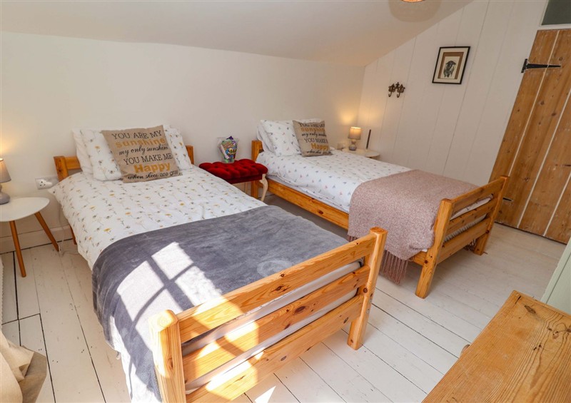 One of the 2 bedrooms (photo 4) at Beehive, Gillingham near Beccles