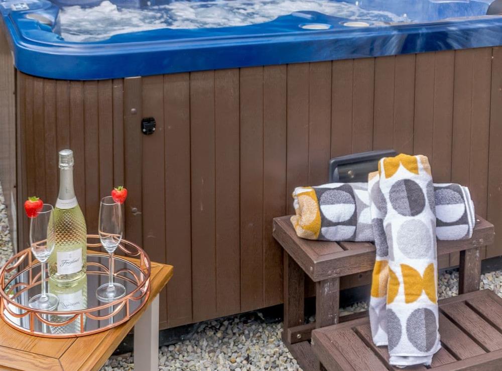 Hot tub at Bees Cottage in Staintondale, Scarborough, Yorkshire, North Yorkshire