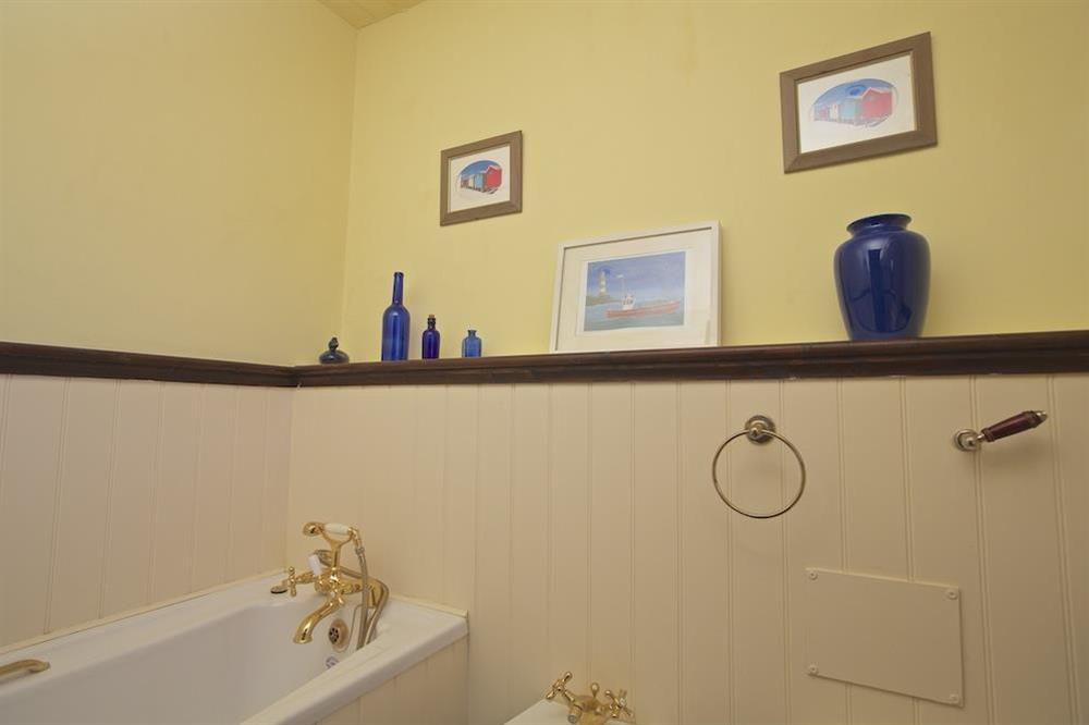 Twin bedroom en suite (photo 2) at Bell Cottage in South Town, Dartmouth