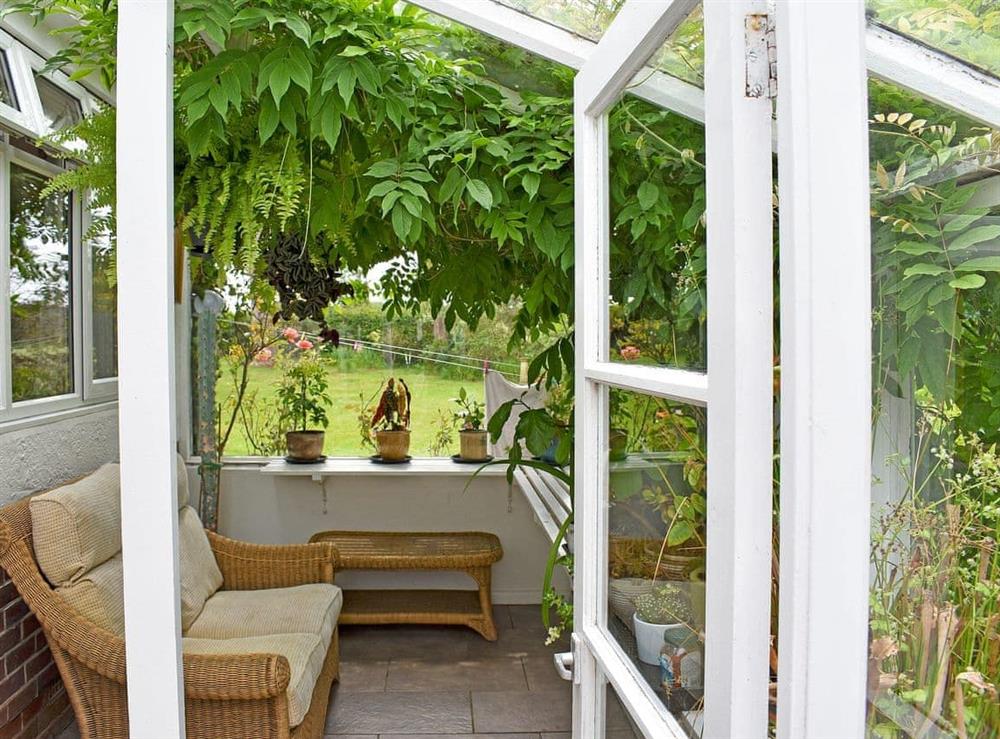 Garden room at Bella Vista in Ryde, Isle of Wight