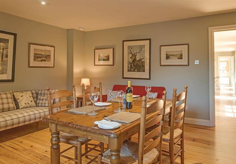 Dining area in Chestnut Cottage at Belle Isle Estate in Lisbellaw, Nr. Enniskillen