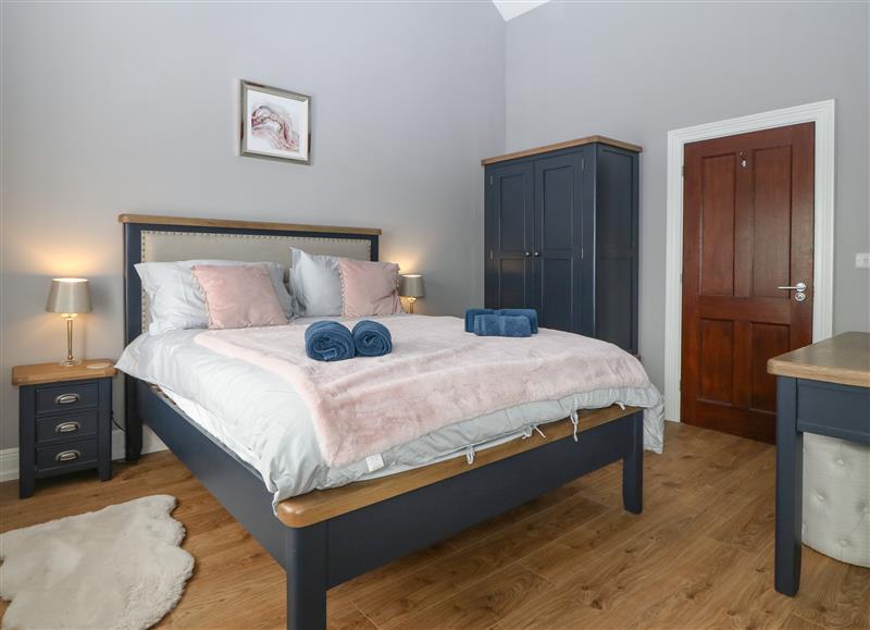 Bedroom (photo 4) at Belle View, Llaniestyn near Abersoch