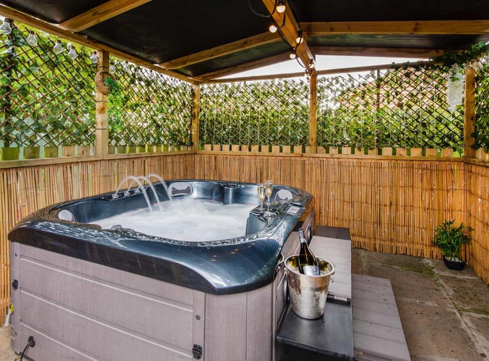 Hot tub at Bellissimo in Wilberfoss, North Yorkshire