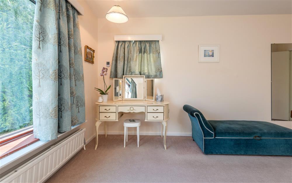 Enjoy the living room (photo 3) at Belmore End in Lymington