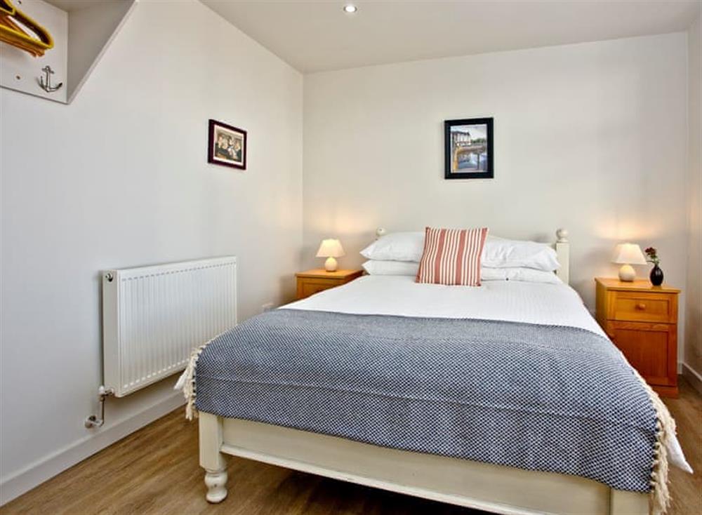 Relaxing double bedroom (photo 2) at Below Decks in Turnchapel, near Plymouth, Devon