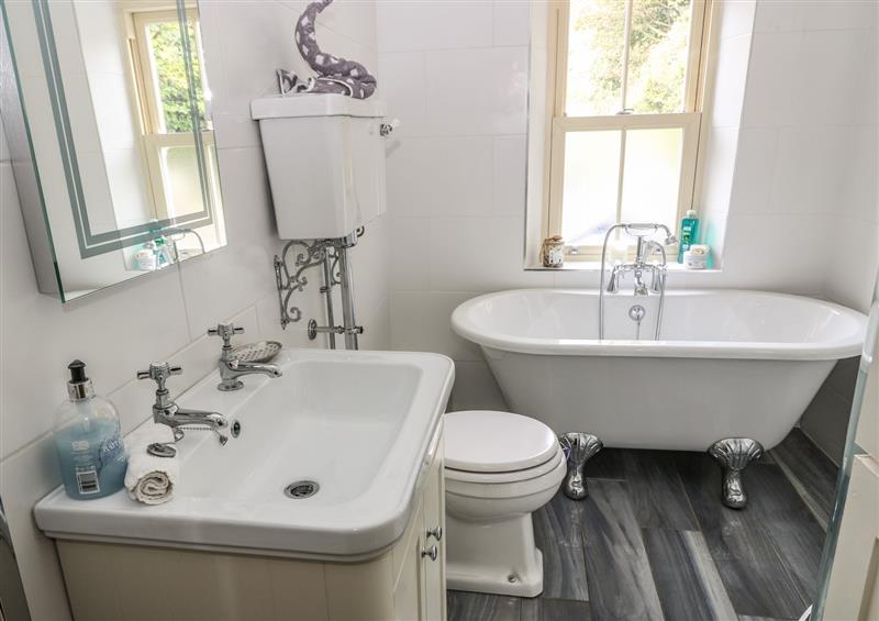 Bathroom at Belvedere Farm, Hipperholme