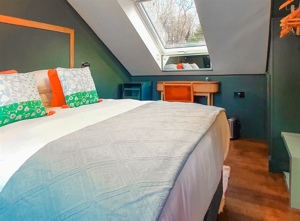 Double bedroom (photo 2) at Benchwood House in Hastings, East Sussex