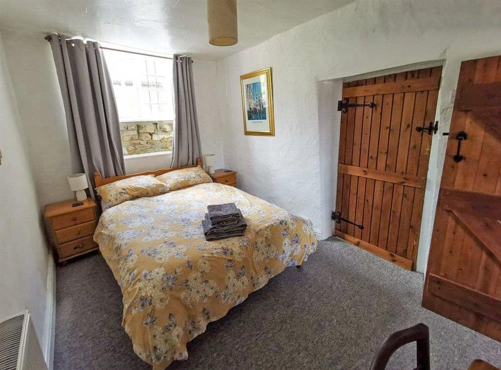 Double bedroom at Bengough’s Annexe in Breadstone, Vale of Berkeley, Gloucestershire