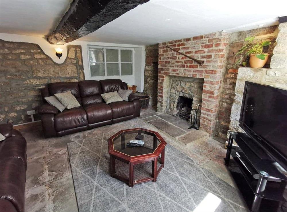 Living room (photo 2) at Bengough’s Annexe in Breadstone, Vale of Berkeley, Gloucestershire
