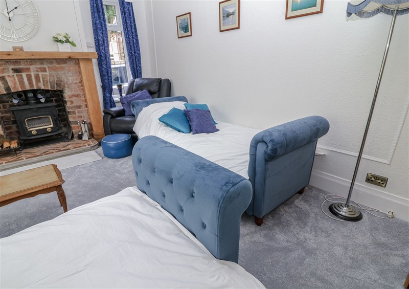 A bedroom in Bentfield House (photo 4) at Bentfield House, Rotherham near Whiston