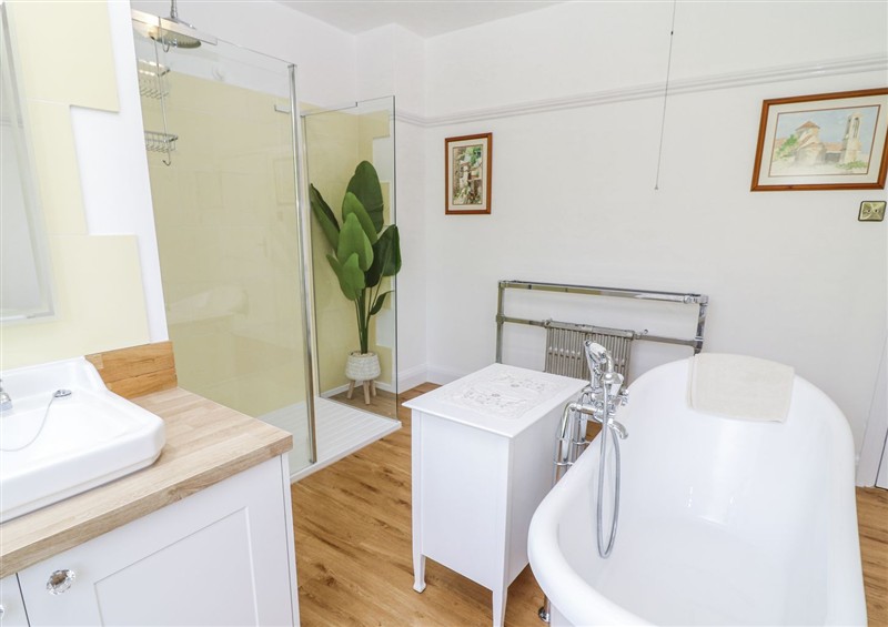 Bathroom at Bentfield House, Rotherham near Whiston