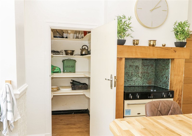 Kitchen (photo 3) at Bentfield House, Rotherham near Whiston