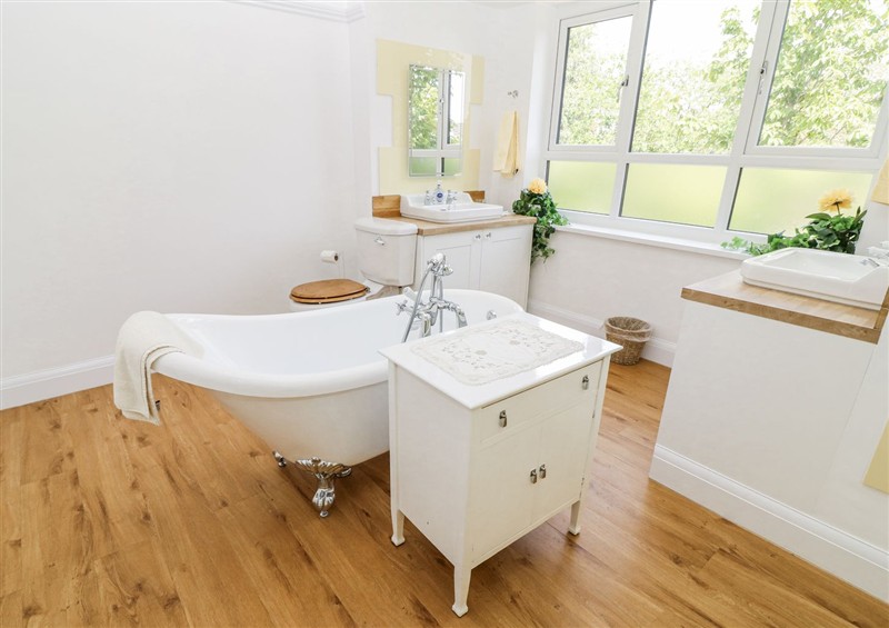 The bathroom (photo 2) at Bentfield House, Rotherham near Whiston