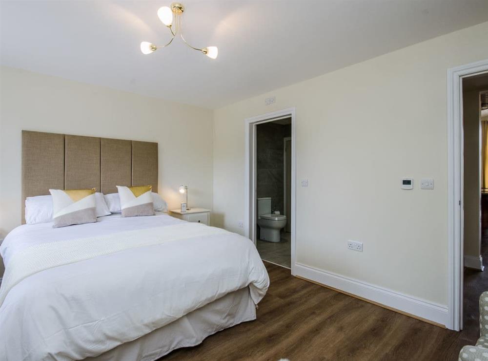 Cosy double bedroom with en-suite (photo 3) at Bentleys Barn in Press, near Matlock, Derbyshire