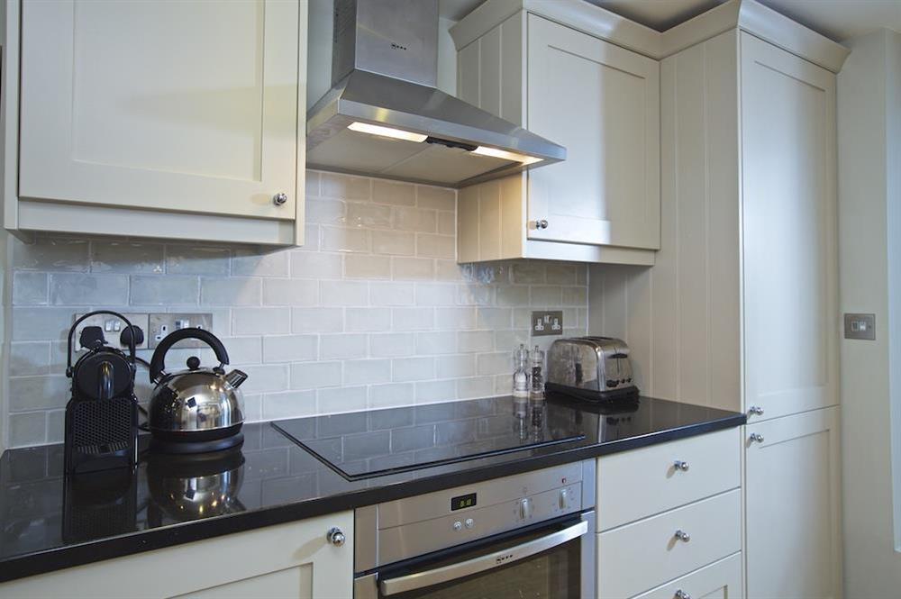 Elegantly crafted and well equipped kitchen (photo 4) at Berry Cottage in , Dittisham