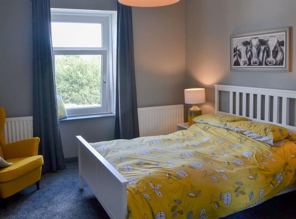 Well presented double bedroom at Bertram Cottage in Felton, near Alnwick, Northumberland