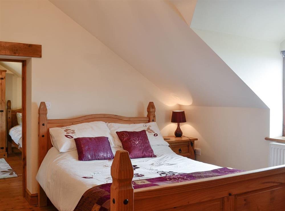 Double bedroom at Beudy Bach in Cilgwyn, near Caernarfon, Gwynned, Gwynedd
