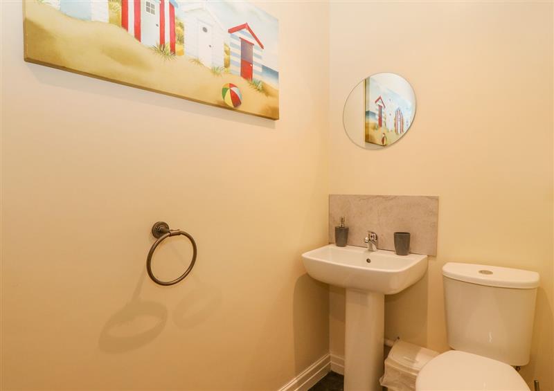 The bathroom (photo 3) at Beudy Mawr, Anelog near Aberdaron
