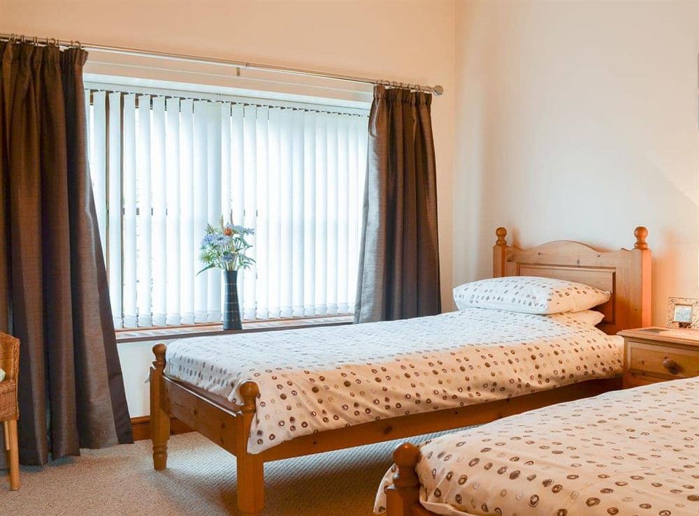 Twin bedroom (photo 2) at Beudy Mawr in Caernarfon, Gwynedd