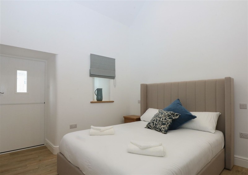 A bedroom in Beudy Tanrallt (photo 2) at Beudy Tanrallt, Llanfachraeth