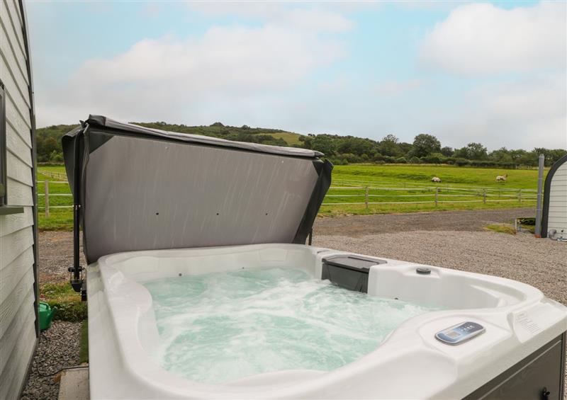 Relax in the hot tub at Beulah, Axbridge