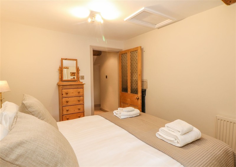 A bedroom in Billy Whiskey's (photo 4) at Billy Whiskeys, Tideswell
