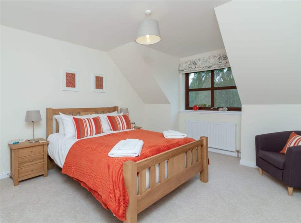 Comfortable and spacious double bedroom at Birch Corner in Aviemore, Inverness-Shire