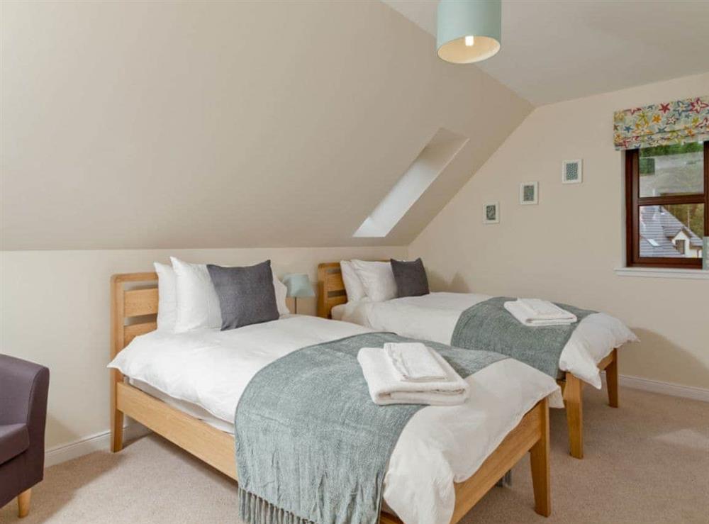 Quaint and cosy twin bedroom at Birch Corner in Aviemore, Inverness-Shire