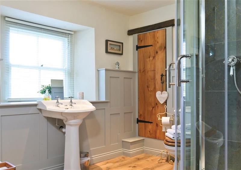 The bathroom at Birchmill Cottage, Crook