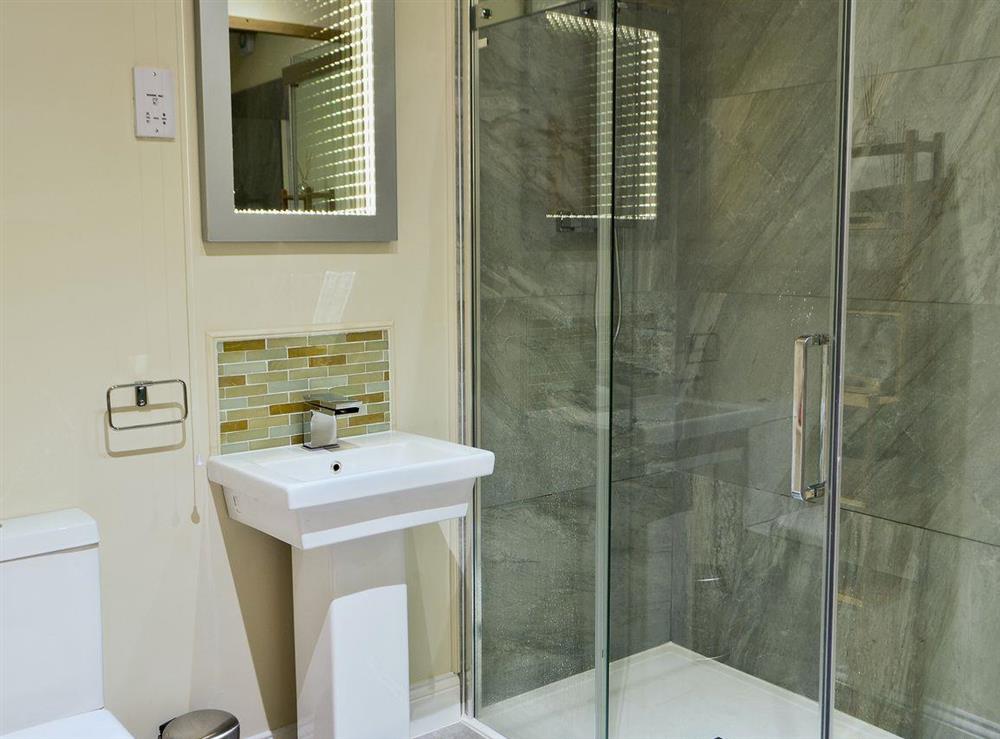 Stunning modern shower room at The Carriage House, 