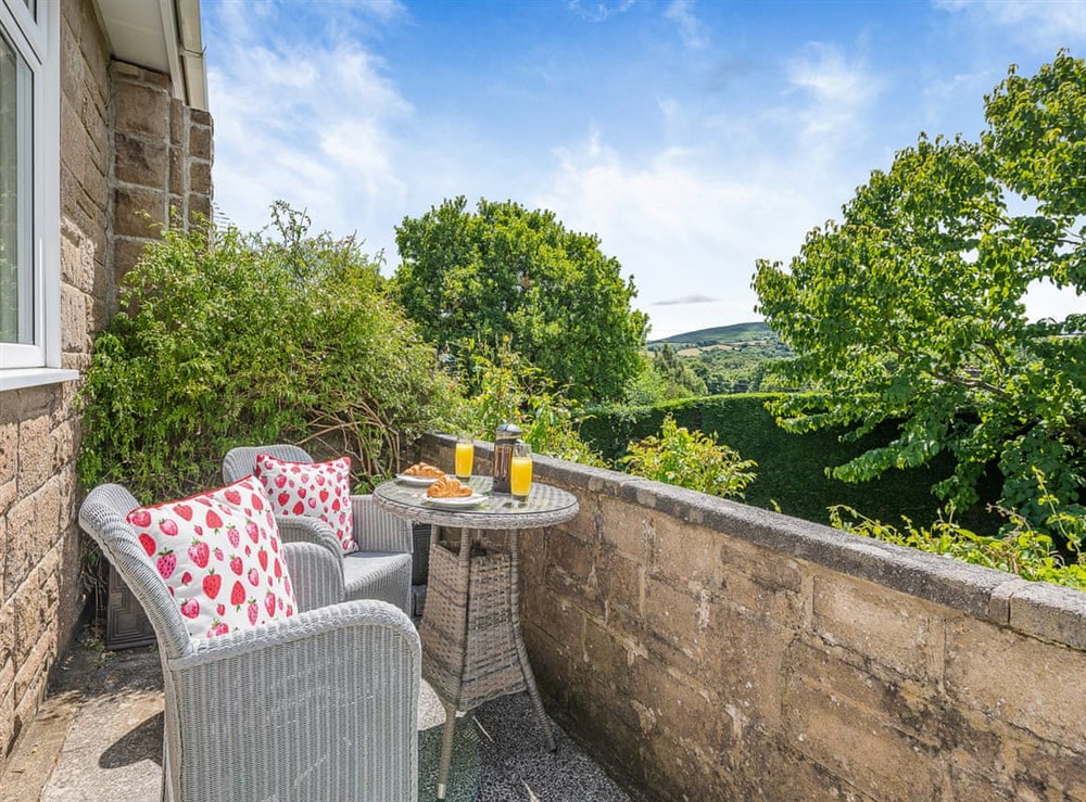 Sitting-out-area at Black Hill View in Manaton, near Bovey Tracey, Devon