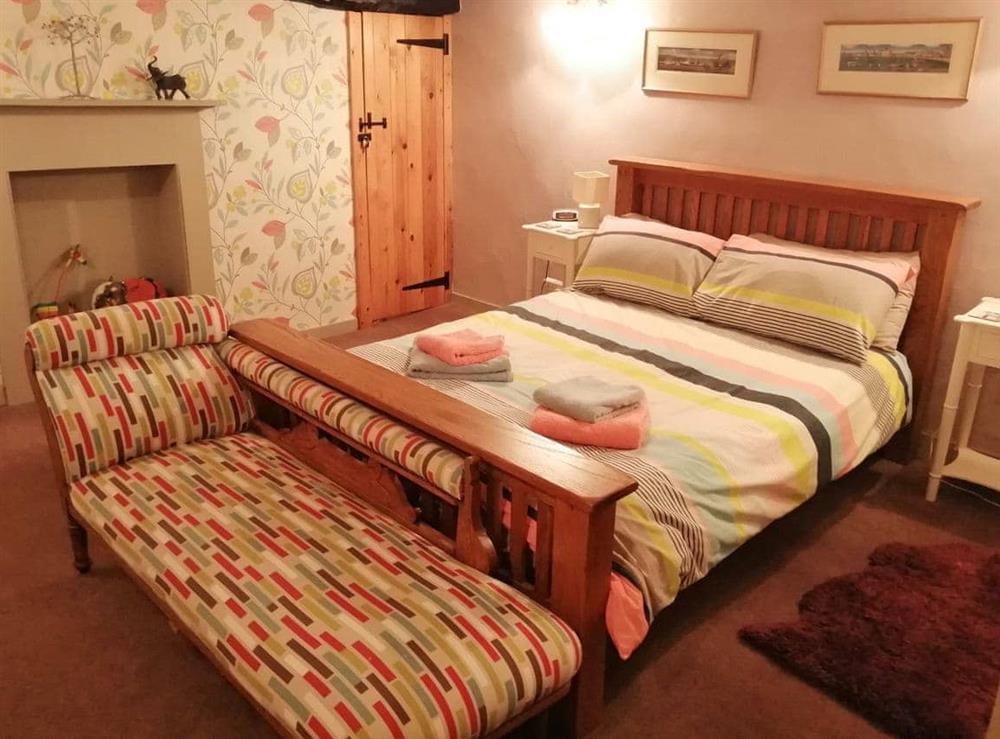 Double bedroom at Black Horse Cottage in Wells-next-the-Sea, Norfolk