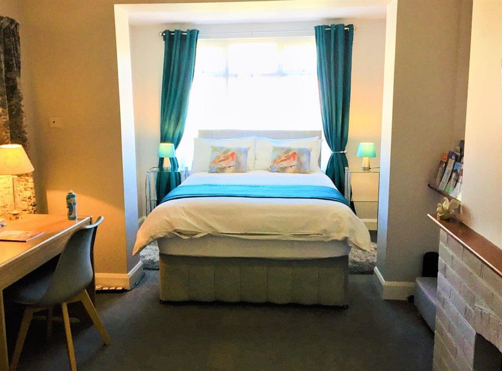 Double bedroom at Black Pan Holiday Cottage in Lake, near Shanklin, Isle of Wight