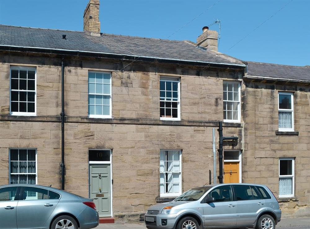 Traditional terraced holiday cottage at Blackbird House in Alnwick, Northumberland
