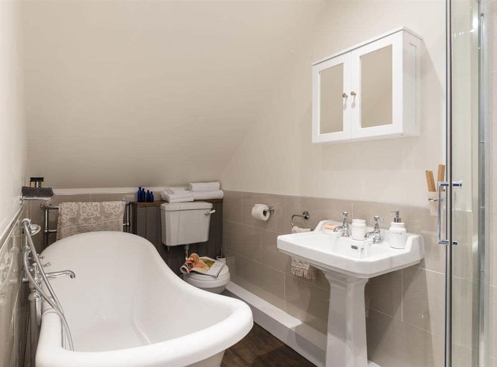 En-suite with roll top bath at Blackgill Lodge in Grinkle, near Easington, Cleveland