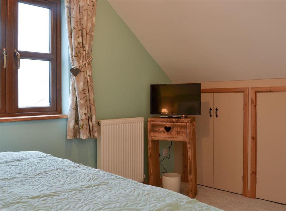 Double bedroom (photo 2) at Blacksmiths Cottage in Baswick, near Driffield, North Humberside