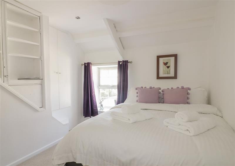 This is a bedroom at Blacksmiths Cottage, Crantock
